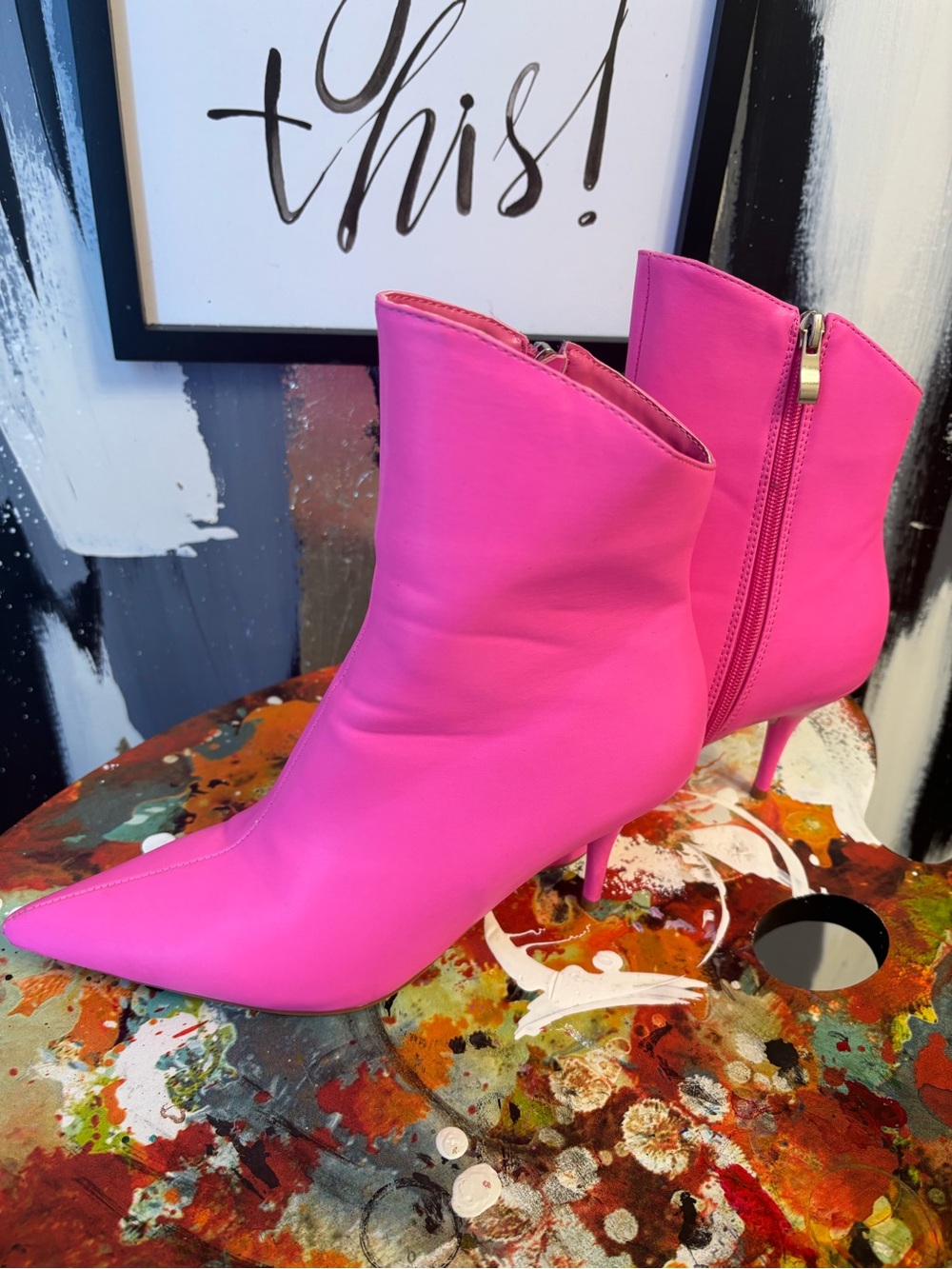 Azalea Wang Hot Pink Women’s Pointed-Toe Ankle Boots